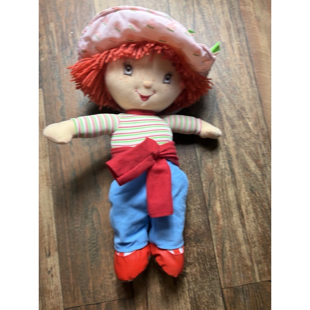 2004 Strawberry Shortcake Doll Large 16" Plush Vintage Characters Kellytoy